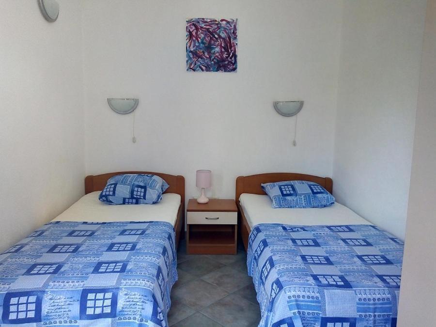 Apartmani Paulo Vis Exterior foto